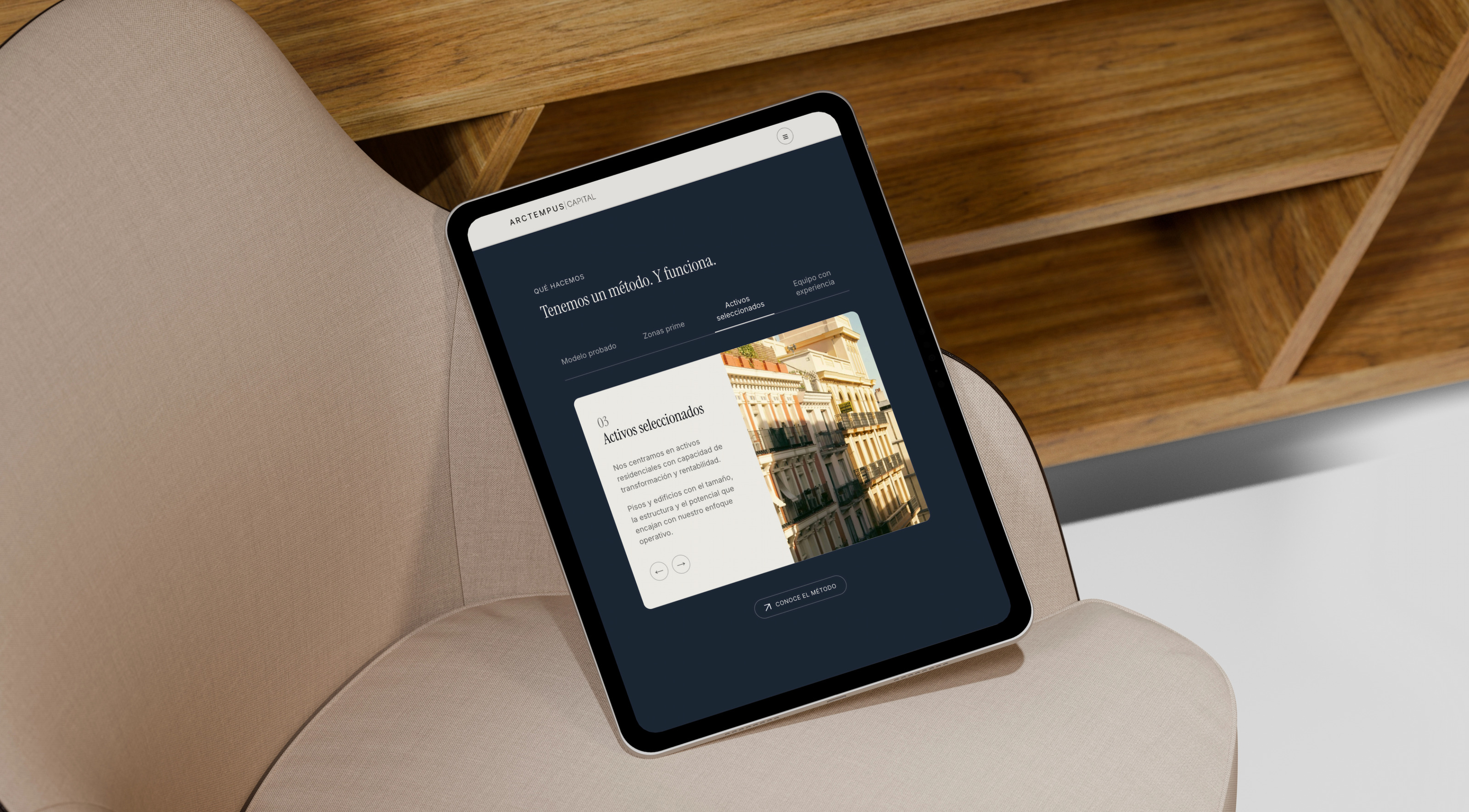 ArcTempus — mockup iPad del proyecto